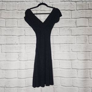 Diane Von Furstenberg Mula Cap Sleeve V-Neck Metallic Empire Dress Black Size 2